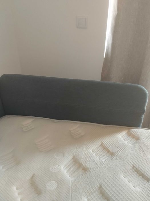Cama solteiro e colchão