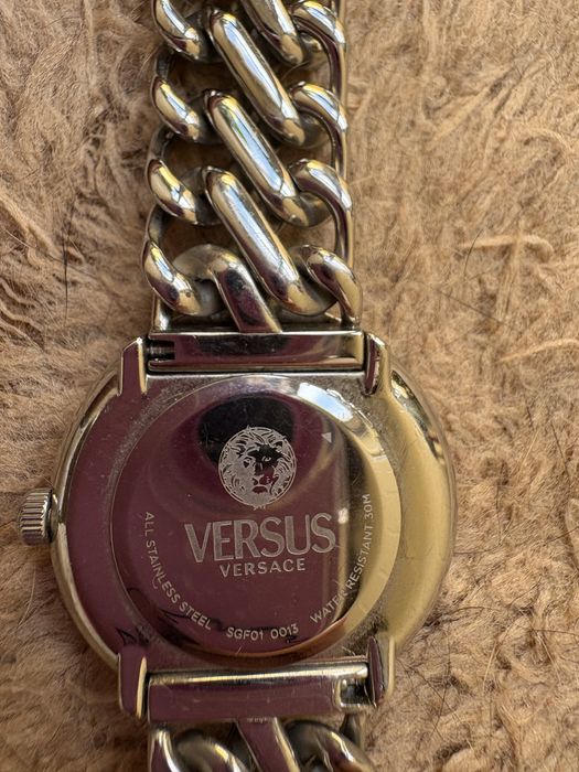 Relógio Versus Versace de Aço Inoxidável - Elegante e Sofisticado