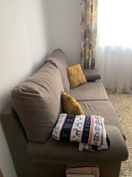 Sofa dois lugares castanho