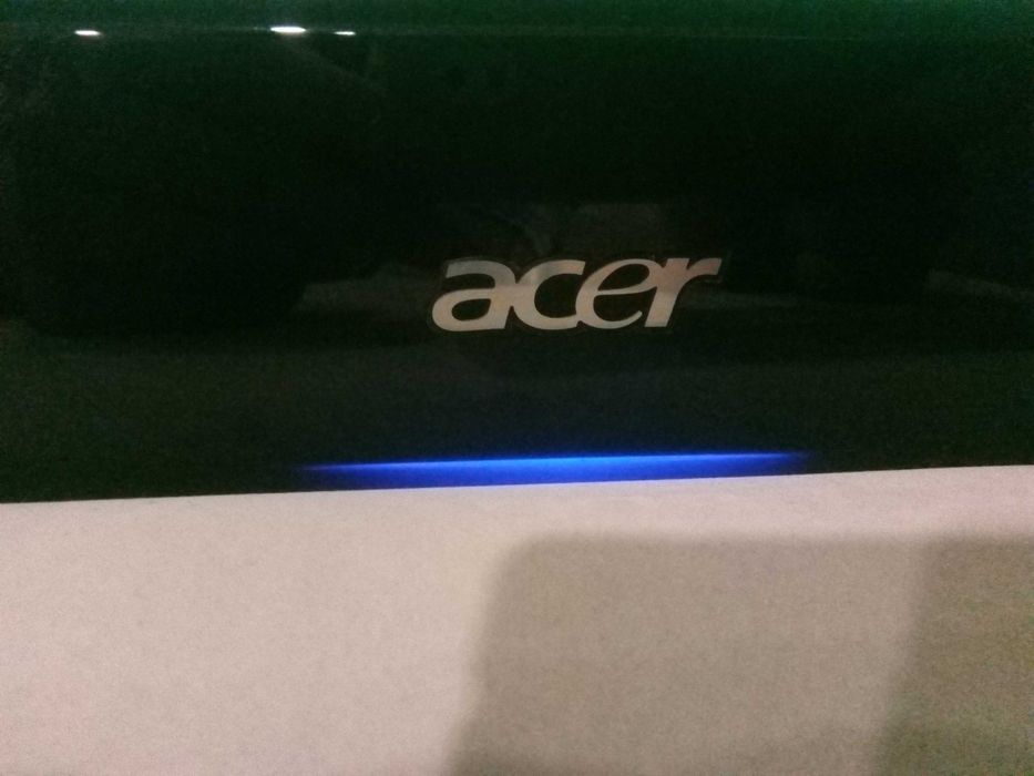 Led Tv LCD ACER 32" Excellent Condition!64553118084226122