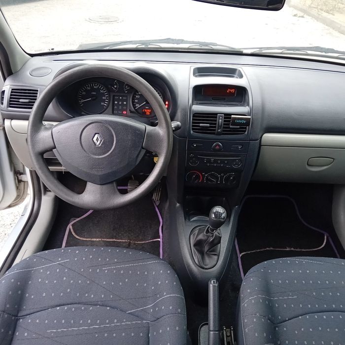 Renault Clio 1.5 DCI 5 lugares 2003
