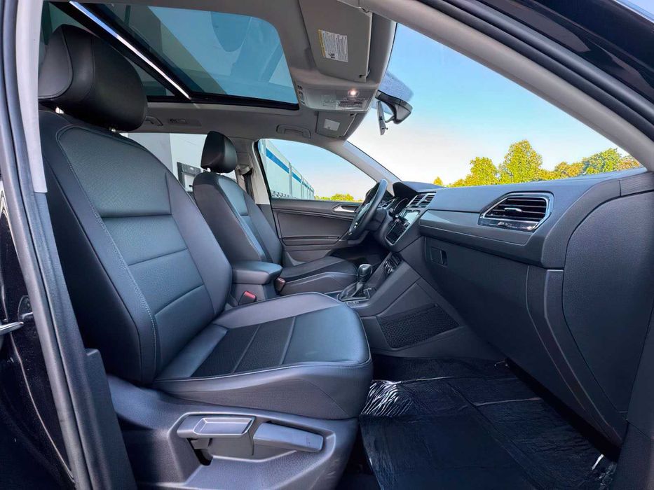 Volkswagen Tiguan SE      2020