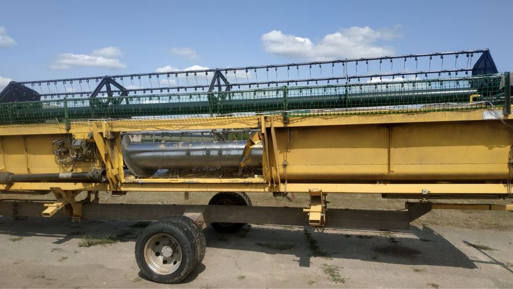 Комбайн Hew Holland CX 6090