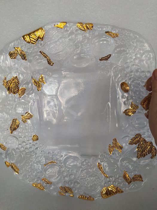 Patera szklana duża.