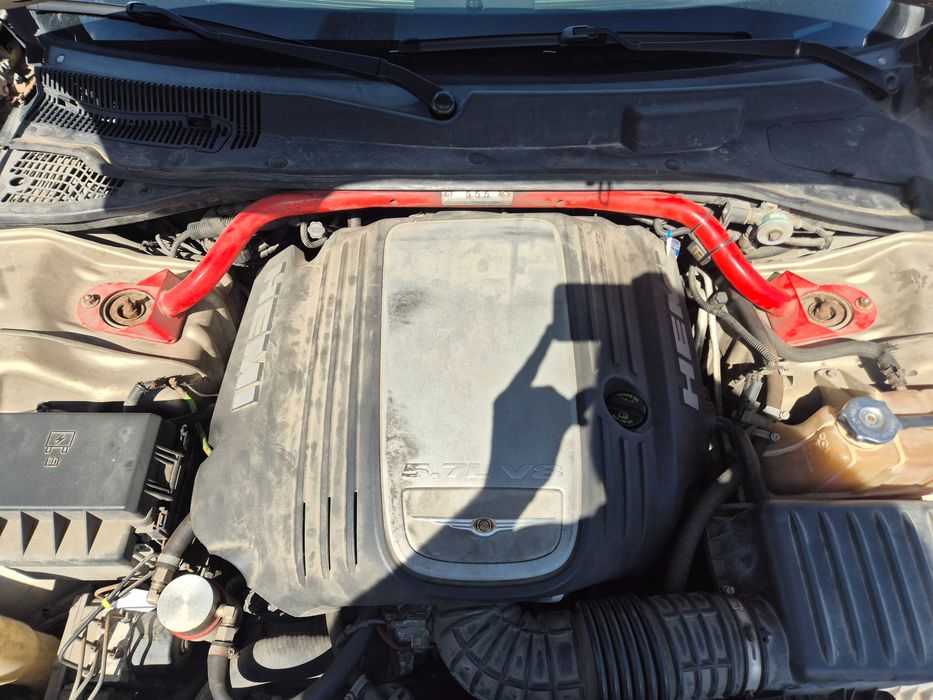 Chrysler 300c 5.7 HEMI 340KM V8