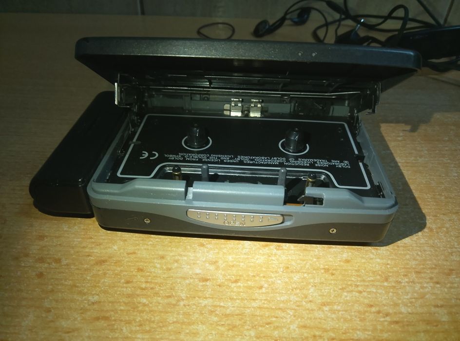 Walkman Sony WM-FX653 i OSAKA - 2 sztuki
