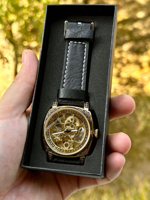 Часы мужские скелетоны механика