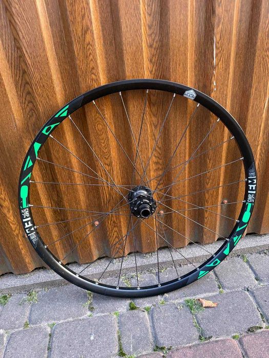 Колесо SunRingle 27.5 Enduro 20x110