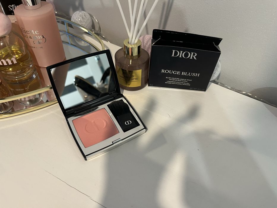 róż dior baby pink odcien 475 rose caprice