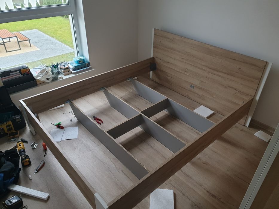 składanie, skręcanie mebli z paczek IKEA BRW Agata Jysk, remonty