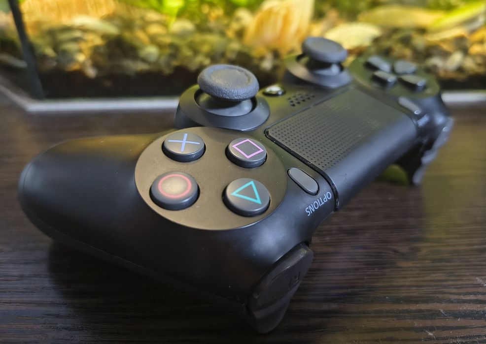 Dualshock 4 version 2 (Jet Black)