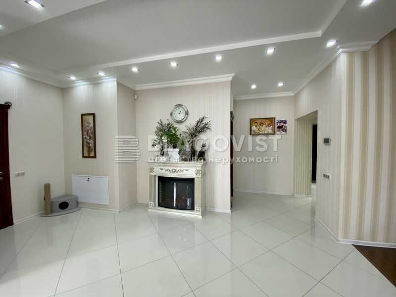 Новообуховская трасса КГ GreenWood -Дом 325 м кв  12 соток