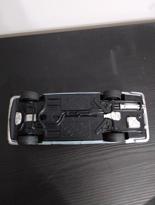 Mercedes 450 SEL S-Klasa W116 Sklala 1:24 Bburago