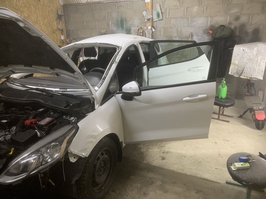 Продам ford fiesta mk 8 2018 року 1,1 бензин