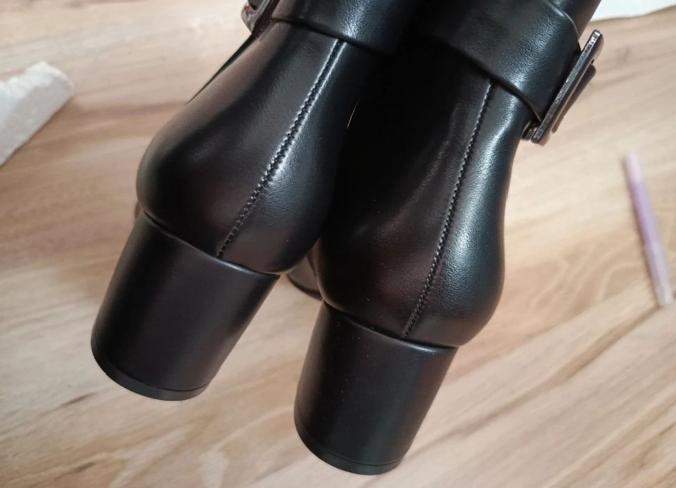 Nowe czarne ocieplane botki damskie 38