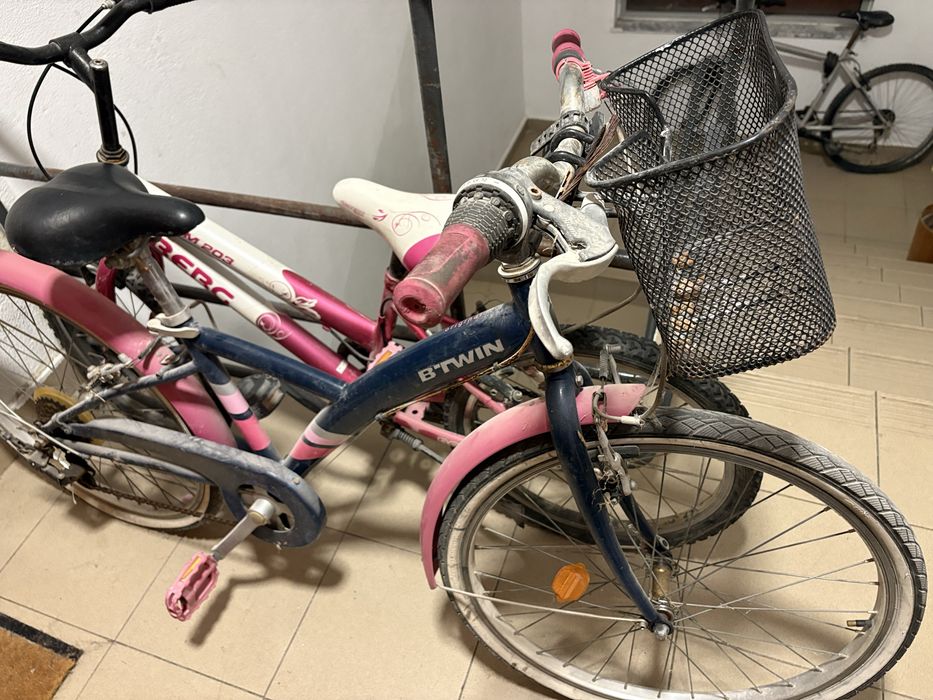 Vendo duas bicicletas de criança