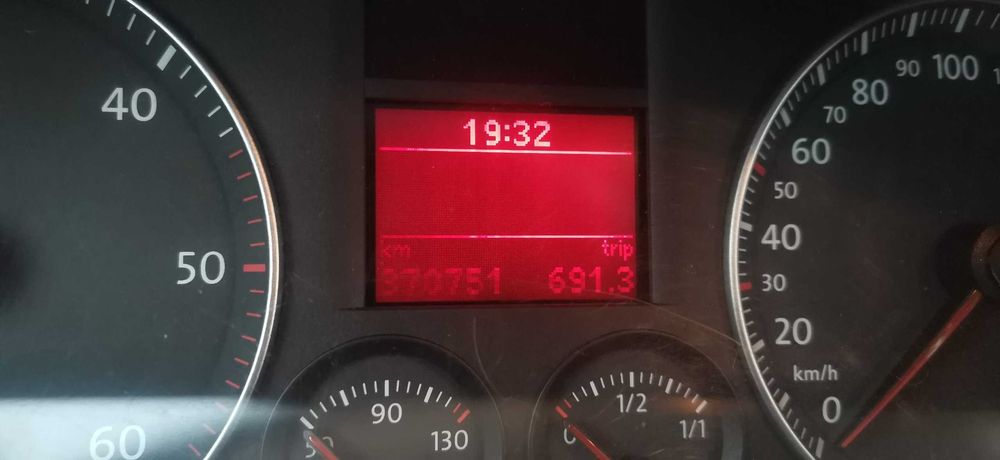 Volkswagen Touran 2005 VIN WVGZZZ1TZ5W121047 фото оголошення 5 з 7