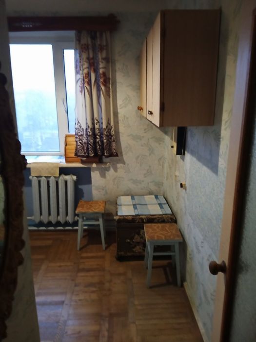 Оренда двокімнатної квартири київська 63 на любий термін.
