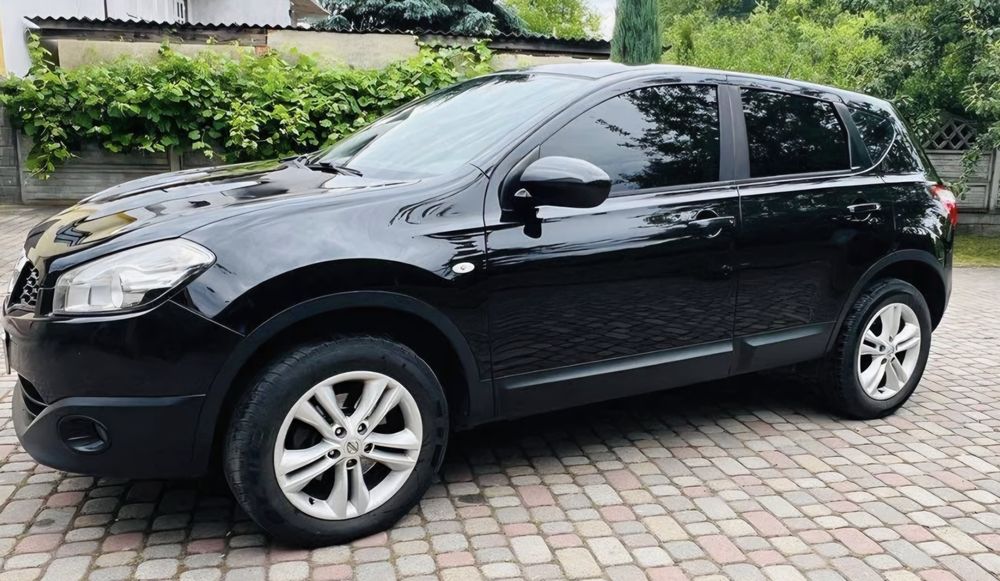 Продам авто NISSAN