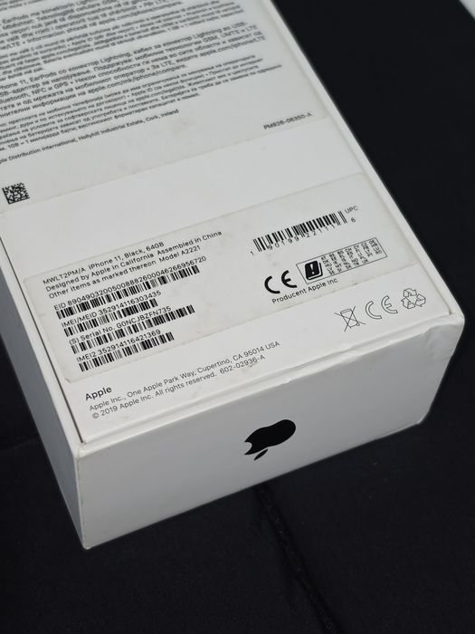 iPhone 11 64GB + pudełko