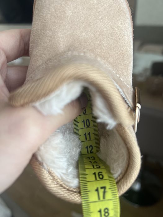 Черевики , чобітки,ботінки ,угги