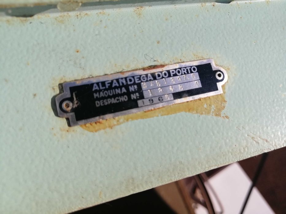 Máquina Costura Singer