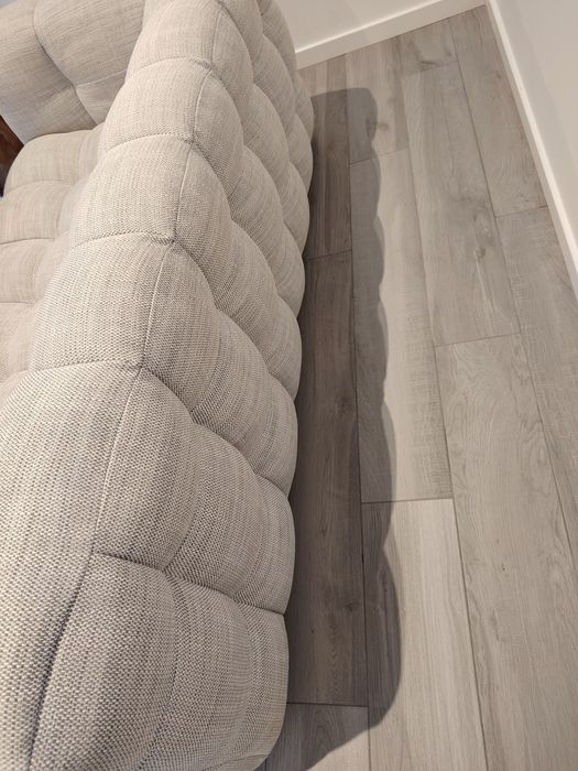 Sofá Lilo , cor cinza claro  comprimento 208 cm