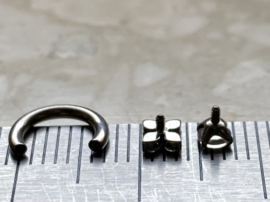 Unisex kolczyk 6 mm piercing 16 G kółko podkówka Tytan