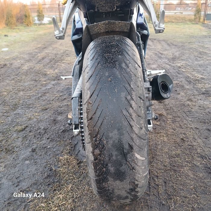 Yamaha YZF R6 600см²