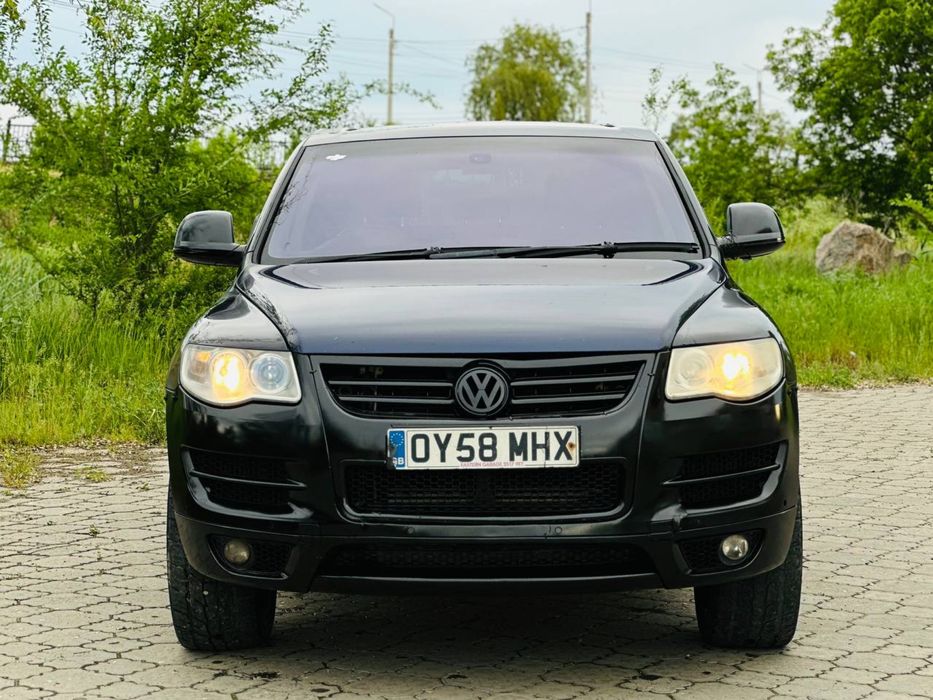 Продам Volkswagen Touareg полный привод в отличном состоянии
