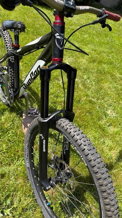 Rower wyczynowy hardtail downhill Duncon Amstaff