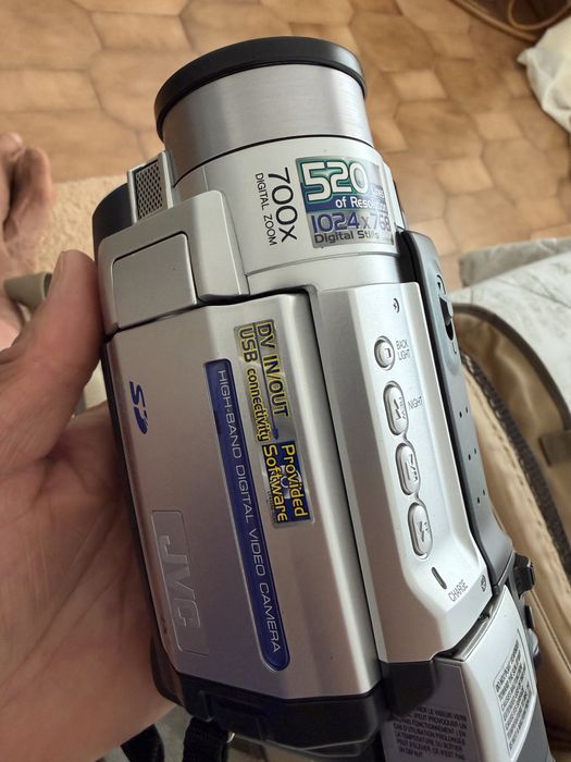 Camara digital video JVC