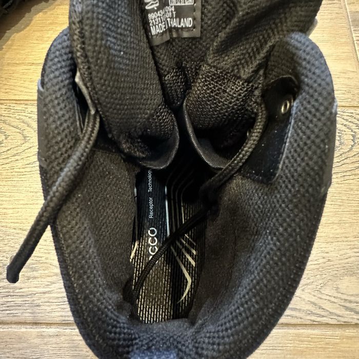 ЕССО. Чоловічі черевики шкіряні. Gore - tex. Оригінал. Нові. Розмір 44.
