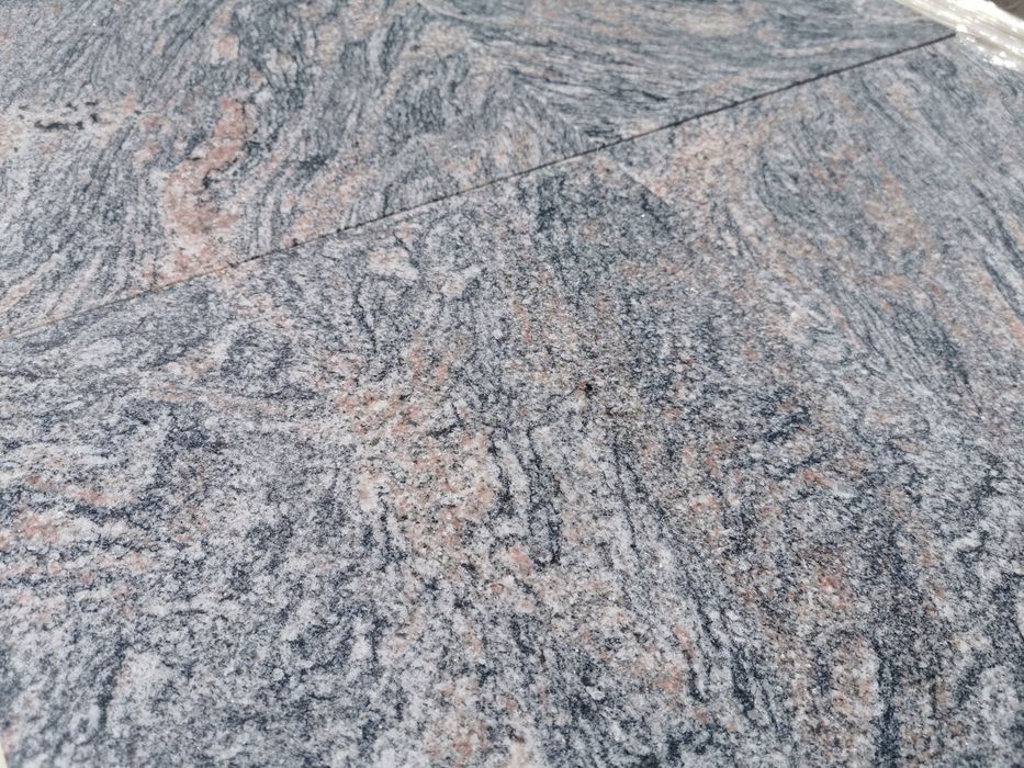 Płytki granitowe KINAWA 40x40x1.2