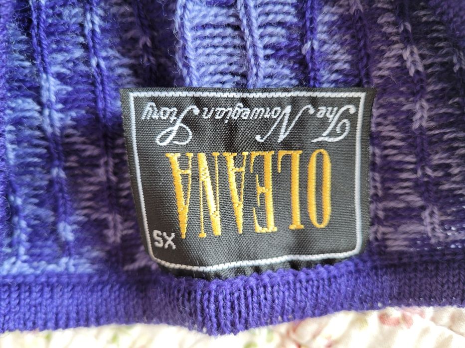 OLEANA r M S XS 100proc wełna nowy termiczny sweter