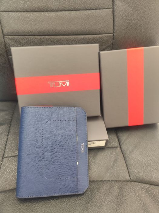 Carteira porta passaporte TUMI64176331458947120