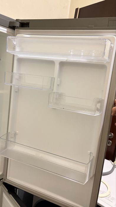 Frigorífico Samsung RB29FSRNDSA No Frost, muito bom estado, 290L”