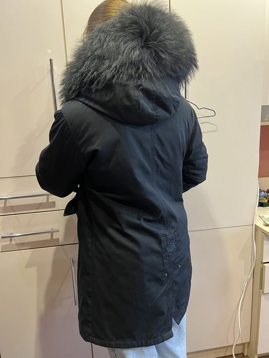 Жіноча куртка с натуральним хутром норки і песцю