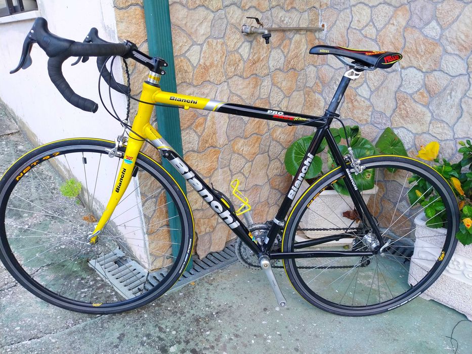 Bicicleta Bianchi modelo Pro Race Team