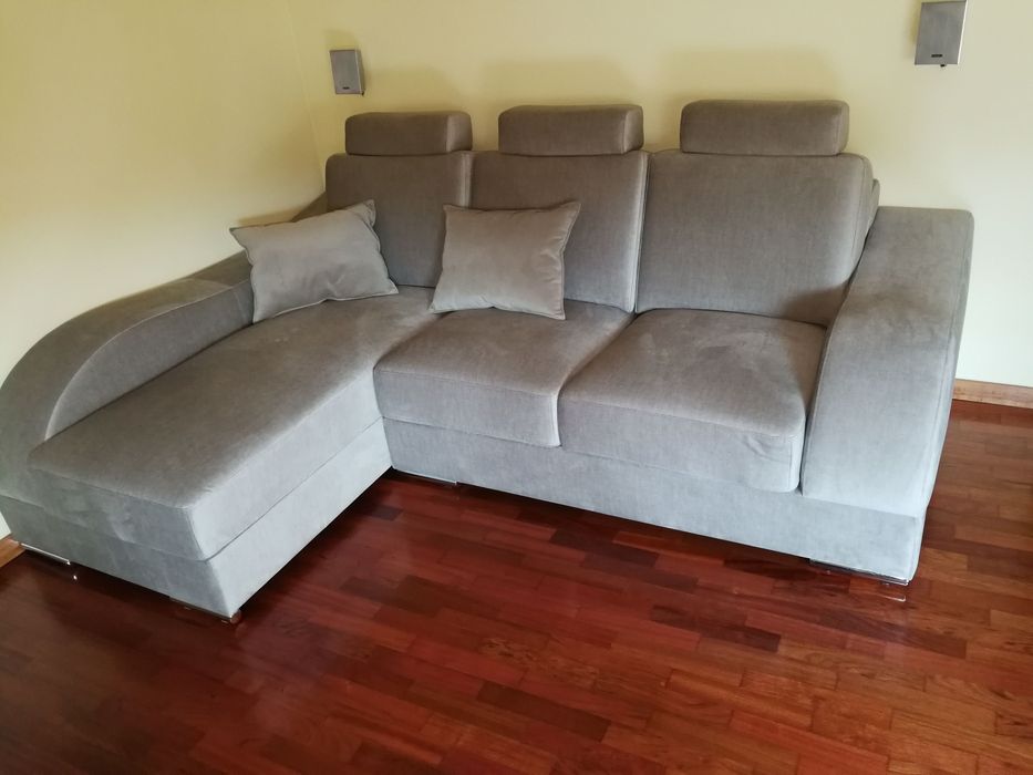 Sofá 2 lugares com chaise longue