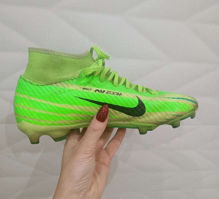 Buty piłkarskie Nike ZOOM SUPERFLY 9 rozmiar 39 męskie młodzieżowe
