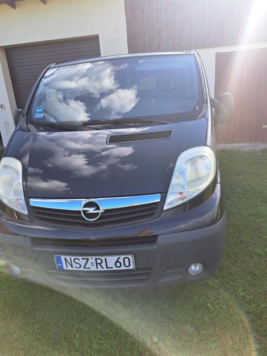 Opel vivaro brygadówka