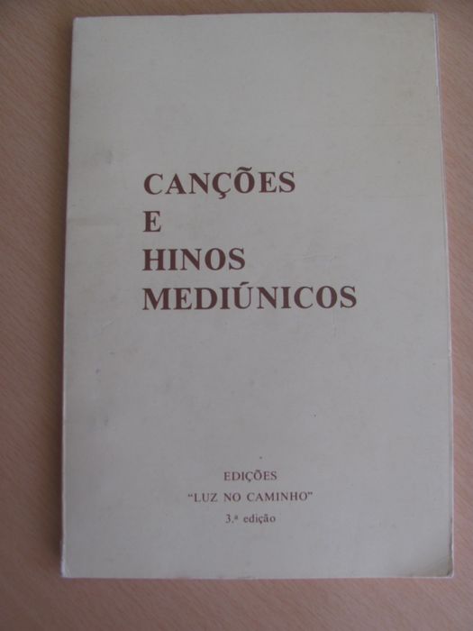 Canções e Hinos Mediúnicos