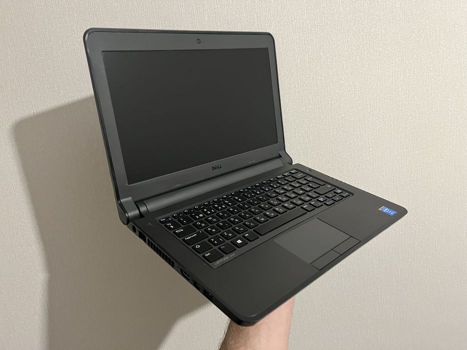 Ноутбук Dell ИдеалSsd Intel Core i3 /8gb Оперативки