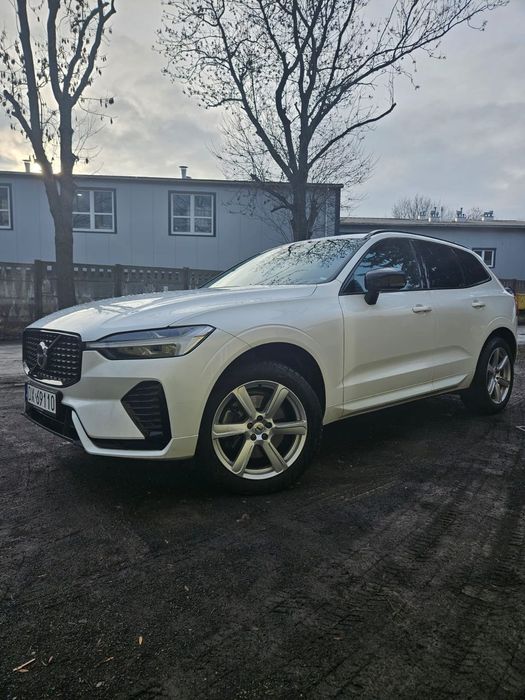 Volvo XC 60 VOLVO XC60 B4 B Plus Dark automat 2024 Cesja FVAT