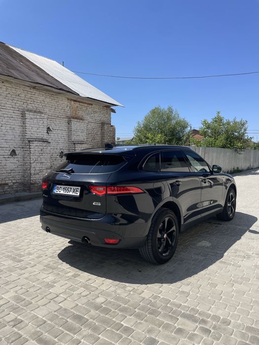 Jaguar F-pace 2020р 2.0бензин