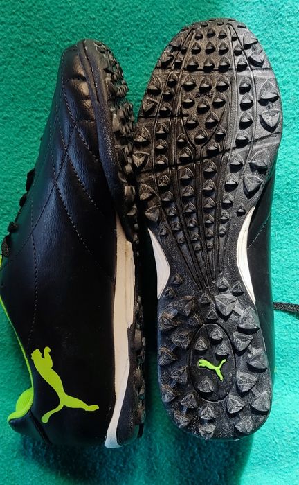 Chuteiras de futsal e futebol Puma e outras novas!