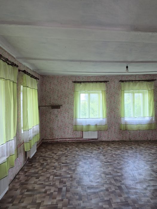 Продам будинок в тихому селі