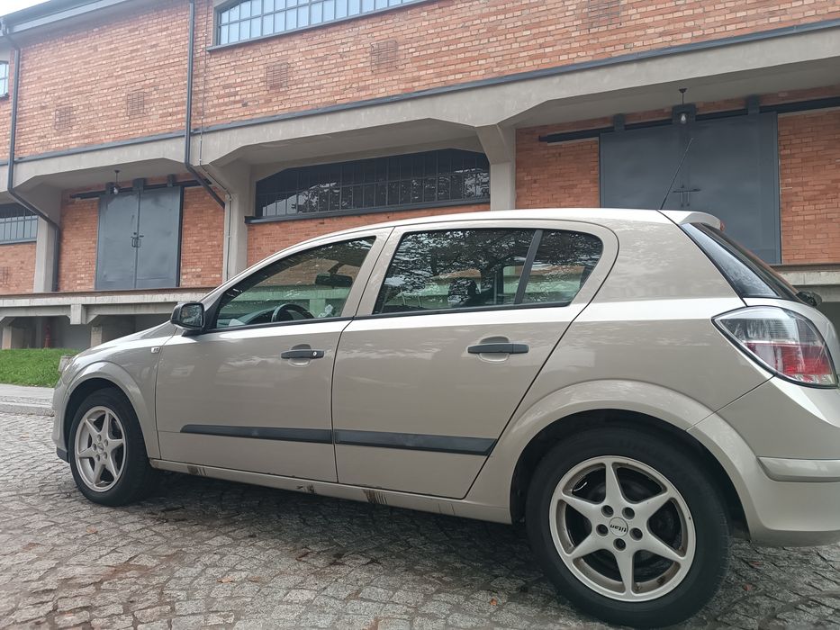 Sprzedam Opel Astra h