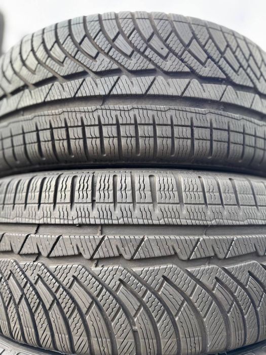 Зимові шини 235 50 R17 Michelin 2023рік